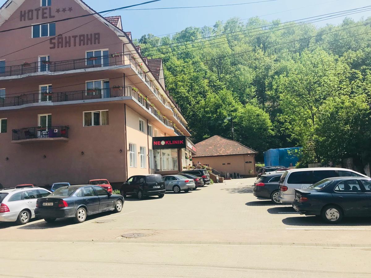 Hotel Santana-Neoklinik Moneasa Exterior foto
