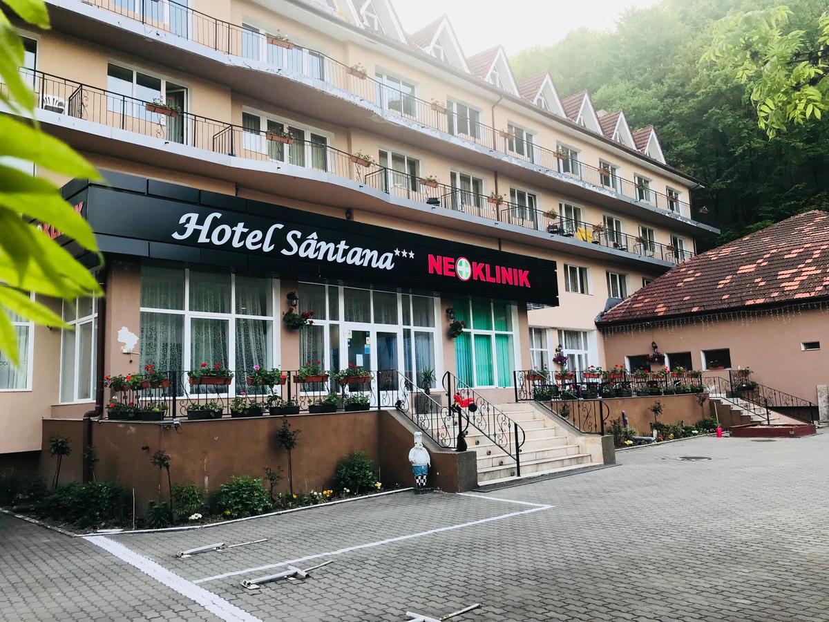 Hotel Santana-Neoklinik Moneasa Exterior foto